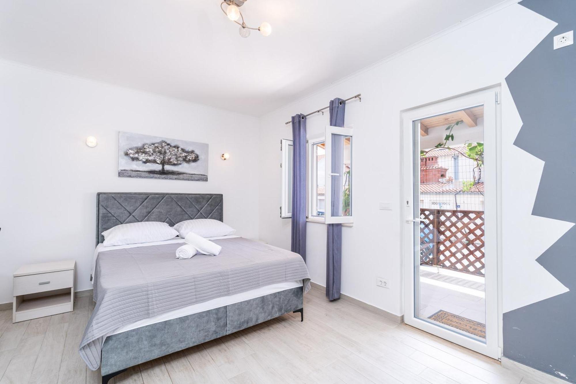 Feather Studio Apartment - Free Private Parking - Self Check-In Dubrovnik Eksteriør billede